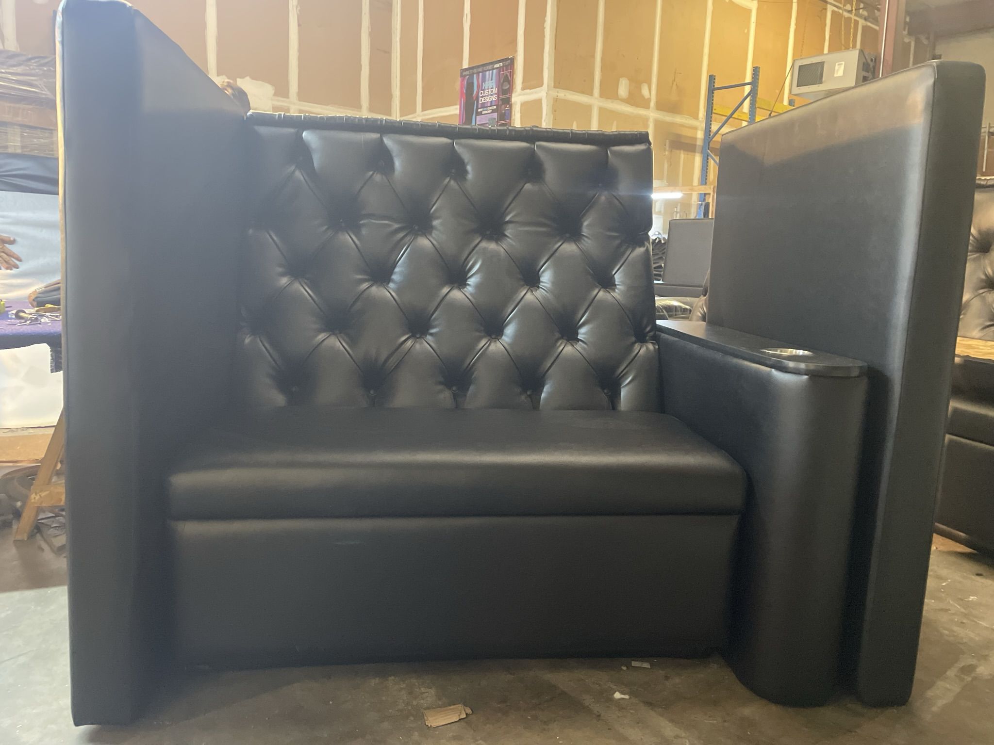 MODULAR Private Dance Booth black lather and tufting